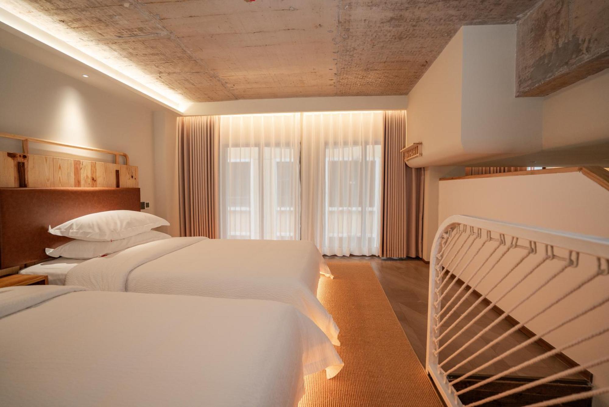 Patio Spring Holiday Inn -- Free Round Trip Pick-Up Service --Panoramic View Of Tianmen Mount Zhangjiajie Habitación foto