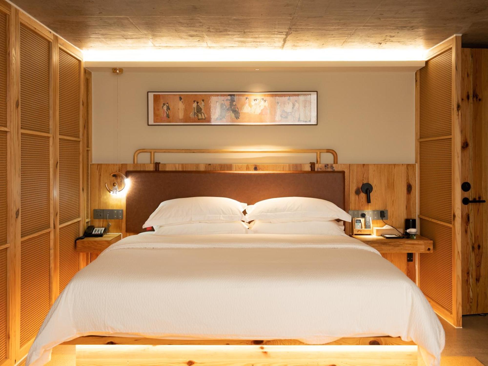 Patio Spring Holiday Inn -- Free Round Trip Pick-Up Service --Panoramic View Of Tianmen Mount Zhangjiajie Exterior foto